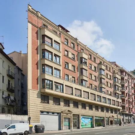 Apartment Spacious In The Hall Area Bilbao