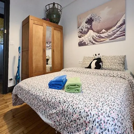 Spacious In The Hall Area * Bilbao