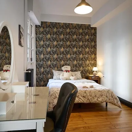 Spacious In The Hall Area Apartment Bilbao